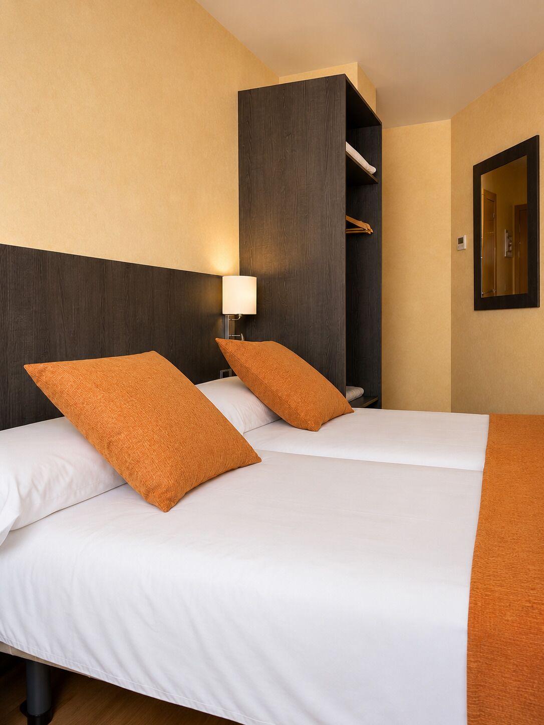 Double Room, Multiple Beds, Mobility Accessible, Private Bathroom