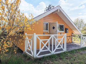 House | Pemandangan dari hartanah