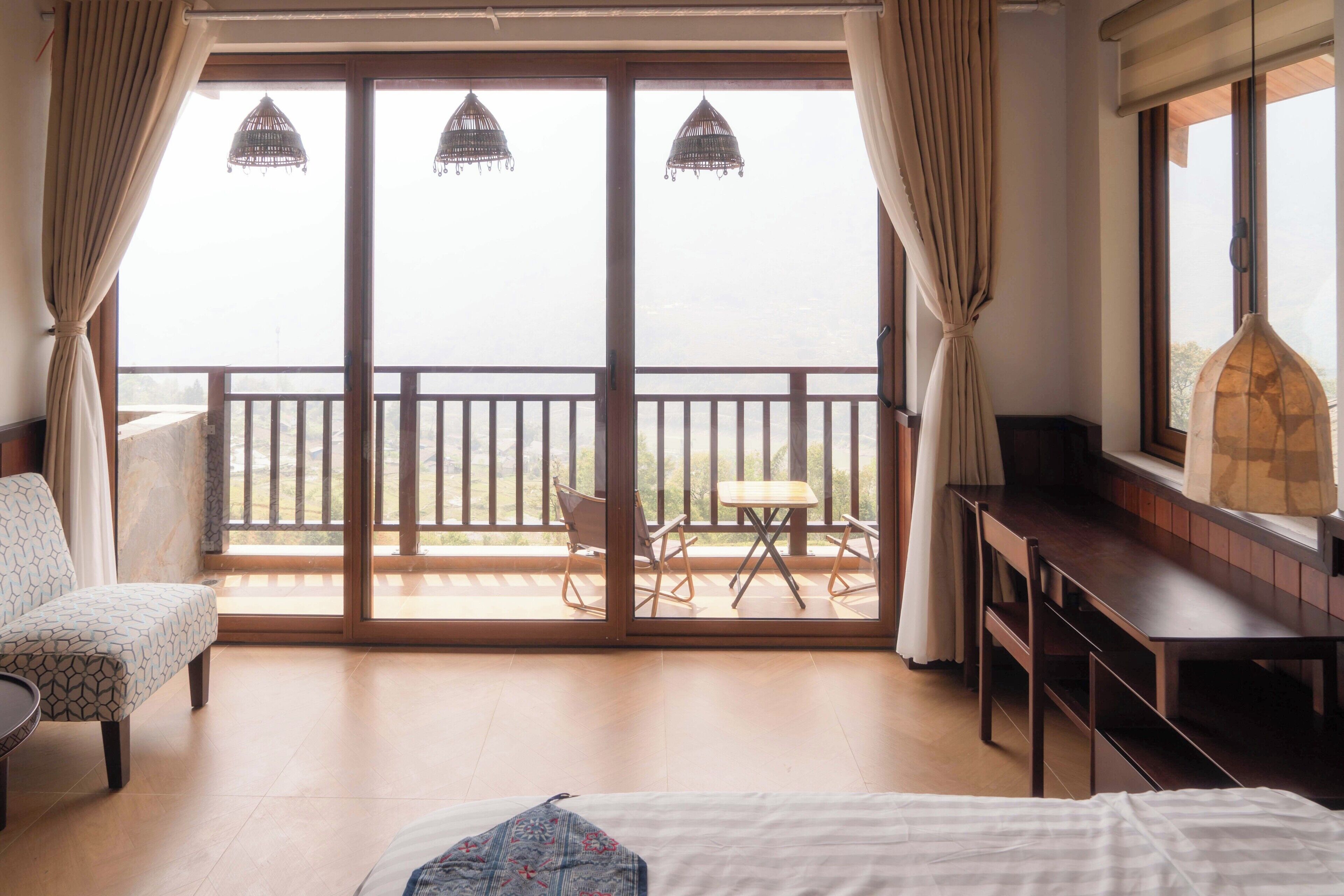 디럭스 더블룸, 발코니, 산 전망