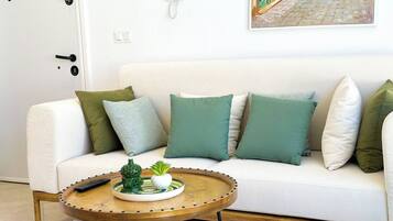 Apartment, 2 Bedrooms, Terrace | Living area