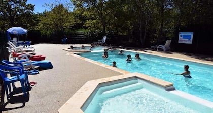 ZEcamping 3* familial pataugeoire dog friendly locatif LV BBQ 40m2