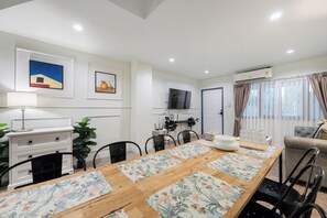 Dining - Arun Sa Wad House Sukhumvit 4 Guests (Bang Chak, Phra Khanong District)