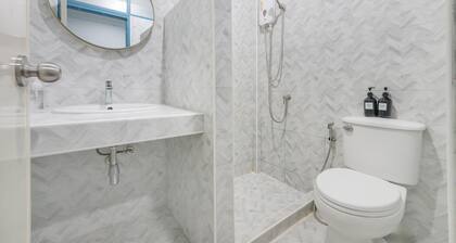 Arun Sa Wad House Sukhumvit 4 Guests