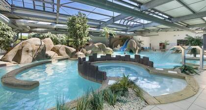 ZEcamping 5* 1km plage espace aquatique locatif TV BBQ clim 32m2