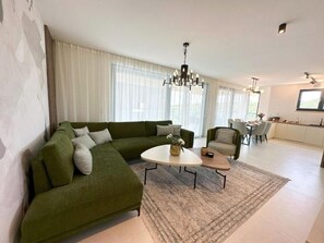 TV - Seaside Luxury Apartment Infinity Blue A3 (Zadar)