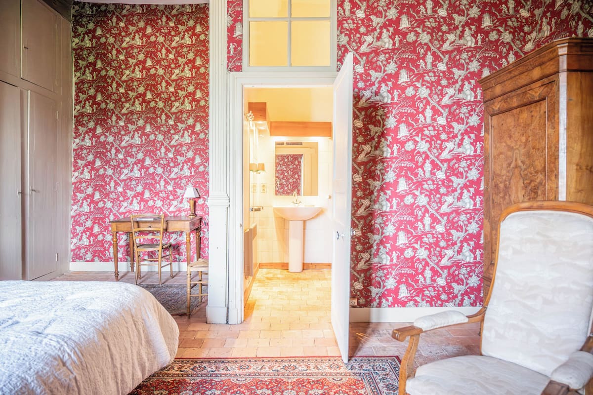 Suite Confort, vista al lago | Decoración personalizada y wifi gratis