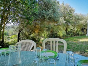 Outdoor dining - Chalet 3 étoiles - Piscine  - ccbfgbh (Collias)