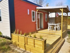 Outdoor dining - Camping 3 étoiles - Piscine  - ccbfgcc (Collias)
