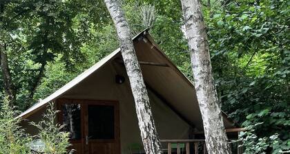 ZEcamping 3* piscine chauffée locatif TV BBQ clim 25m2 2 pers