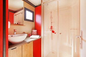 Bathroom - Chalet 3 étoiles - ccbfggf (Lépin-le-Lac)