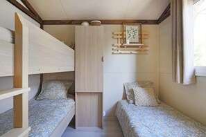 2 bedrooms, WiFi
