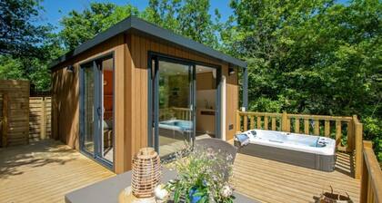 Chalet 4 étoiles - Piscine - ccbehhg