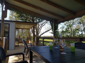 Outdoor dining - Camping 3 étoiles - Piscine  - ccbffdh (Arces)