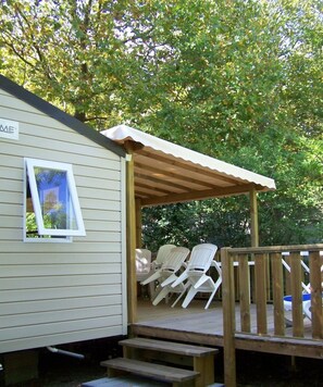 Terrace/patio - Camping 3 étoiles - Piscine  - ccbffec (Arces)