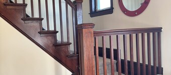 Welcoming 3 bedroom  private entry with AC in charming Wilmington