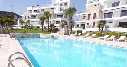 Luxury 3 Bed 2 Bath Apt Near La Fuente Center, Beaches, Golf & Sun