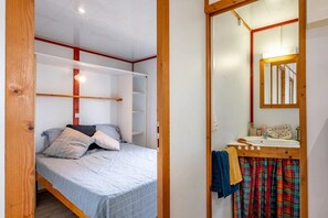 2 bedrooms, WiFi