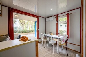 Dining - Chalet 4 étoiles - Piscine  - ccbfhca (Badefols-sur-Dordogne)