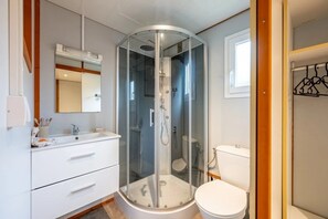Bathroom - Chalet 4 étoiles - Piscine  - ccbfhch (Badefols-sur-Dordogne)
