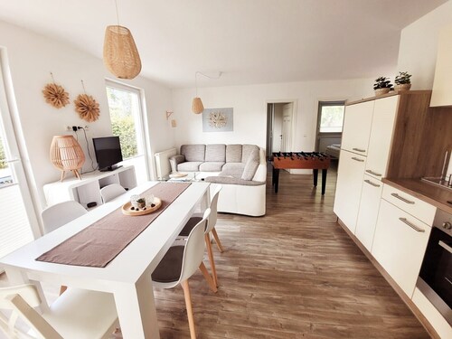 Cozy vacation apartment with sun terrace and sauna on the first floor