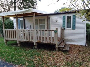 Terrace/patio - Camping 3 étoiles - ccbfgdc (Neuvic)