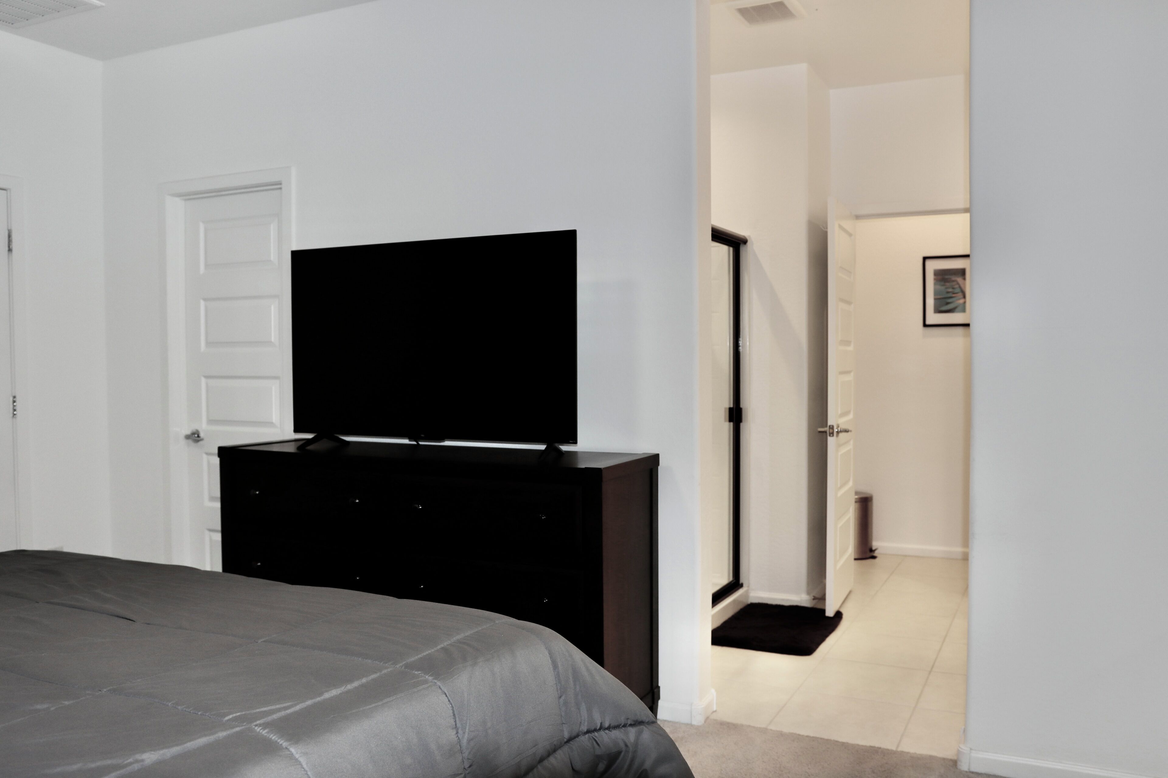 3 slaapkamers, een bureau, gratis wifi, beddengoed