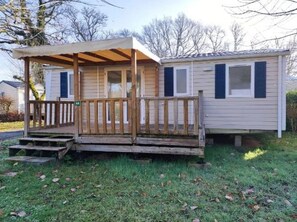 Exterior - Camping 3 étoiles - ccbfgdf (Neuvic)