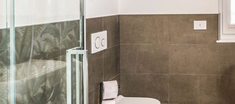 Ariom Apartments