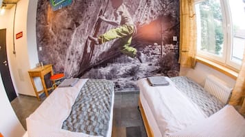 Chambre de base double | Fer et planche à repasser, accès au Wi-Fi (inclus)