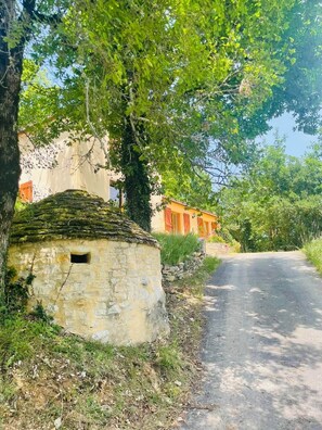 Exterior - Vacation home for 6 in a quiet location (Saint-Cybranet)