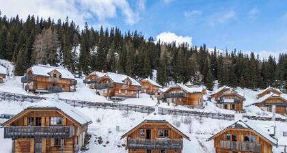 Chalet Lachtal | Ski-in/out | Fireplace | Balcony