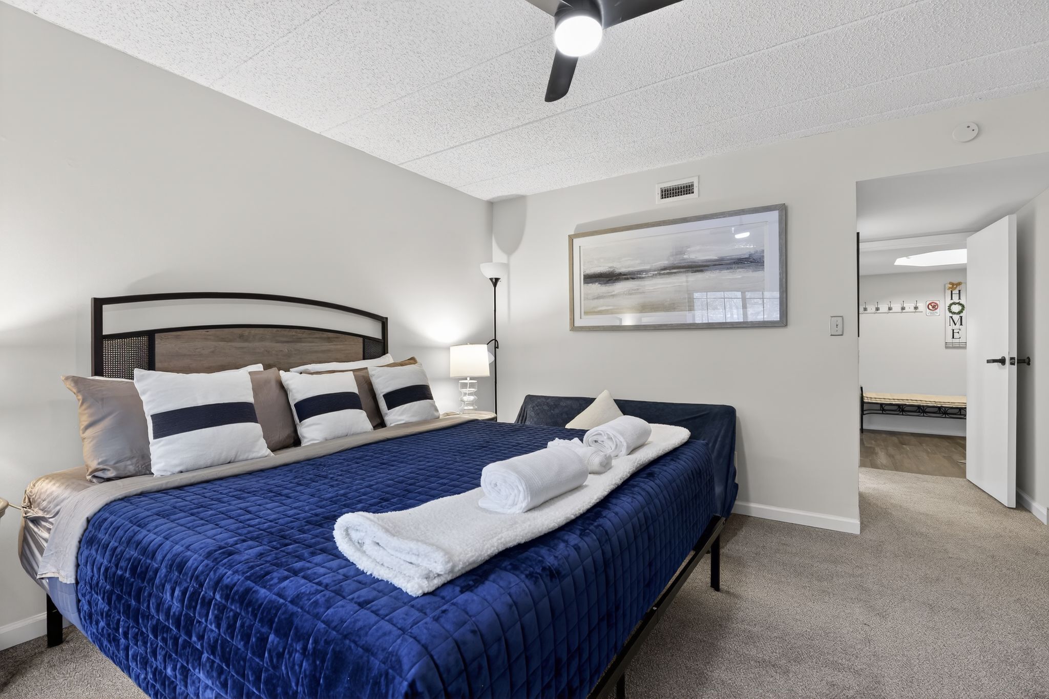 2 bedrooms, iron/ironing board, WiFi, bed sheets