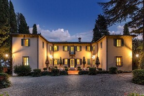 Villa, Smoking | 5 bedrooms - Villa Rosita in Lucca (Lucca)