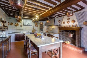 Room - Villa Rosita in Lucca (Lucca)