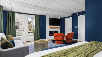 6 Schlafzimmer, Zimmersafe, Schreibtisch, Bügeleisen/Bügelbrett