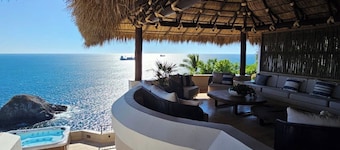 Luxury villa at La Punta with Private chef, stay, daily housekeeping and gym