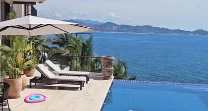 Luxury villa at La Punta with Private chef, stay, daily housekeeping and gym