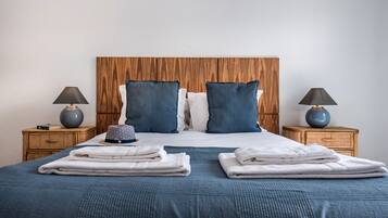 1 bedroom, iron/ironing board, WiFi (free), bed sheets