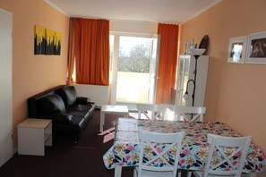 Books - Vacation apartment on the Baltic Sea E311 (Schönberg)