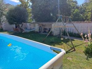Children’s area - A beautiful, very quiet, Charentaise-style property with a large, secure garden. (Aytré)