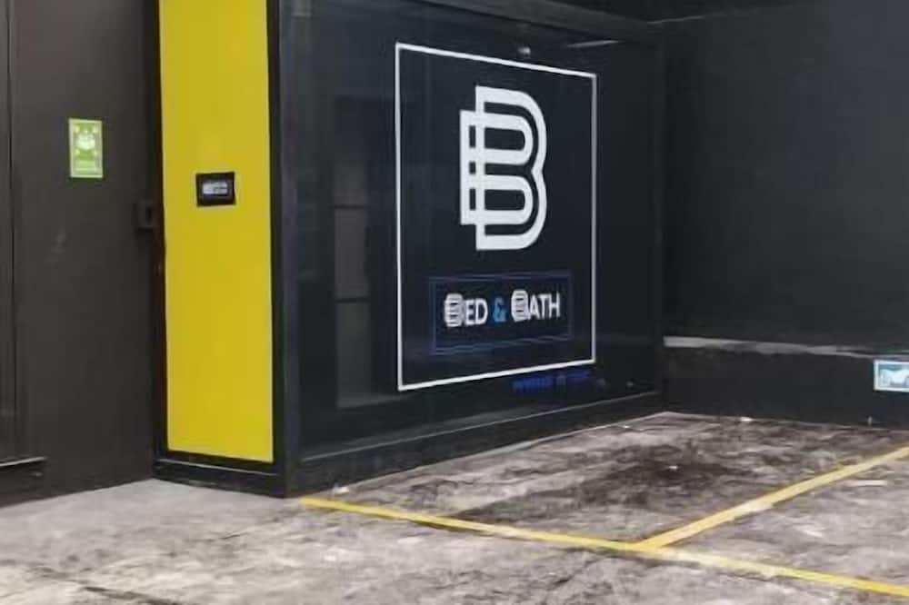 Bed & Bath Hotel Cápsula Quito