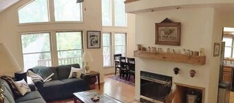 Hot Tub, Fire Pit, Deck, Screened Porch & More