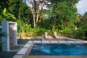 Udendørs pool