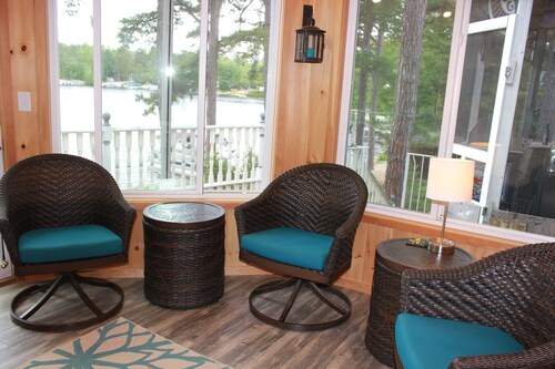 Waterfront Escape on Ossipee Lake with Private Beach — Summer & Winter Fun!