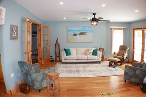 TV, fireplace - Waterfront Escape on Ossipee Lake with Private Beach — Summer & Winter Fun! (Freedom)