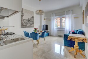 Interior - SAN GIOVANNI| Appia Park | Stylish apartment with balcony | Metro A - 10 min City Center (Roma)
