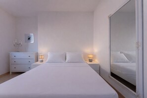 1 bedroom - Stella Cadente – Sea view retreat just steps from the beach (Golfo Aranci)