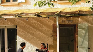 Signature Apartment | Terrace/patio