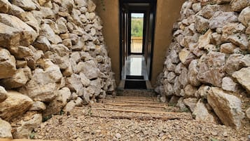 Romantic Cabin, Hill View | Terrace/patio