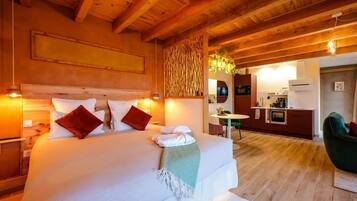 Romantic Cabin, Hill View